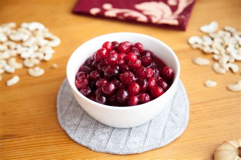 Salmorejo de cerises dans un bol