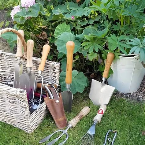 Outils Sneeboer forgés à la main