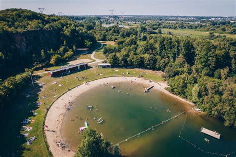 Vue panoramique du site naturel de la Roche-Ballue à Bouguenais