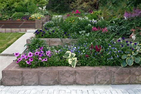 Parterres de fleurs géométriques dans les jardins de Palheiro