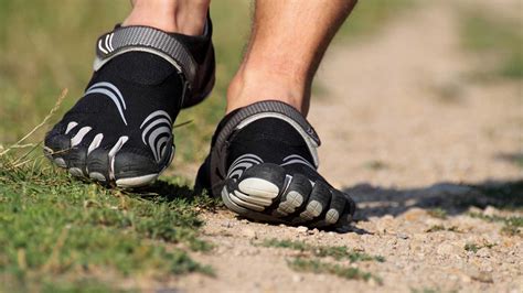 Diagramme comparatif entre une chaussure minimaliste et une chaussure à amorti X Flow