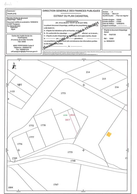 Plan cadastral schématique illustrant une zone résidentielle et professionnelle à Roquefort-les-Pins