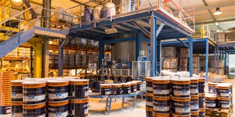 usine de fabrication de peinture avec certification environnementale