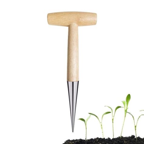 Plantoir tout acier en action