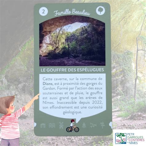 Image d'un personnage de jeu traversant un gouffre