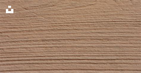 Gros plan sur la texture du bois de châtaignier