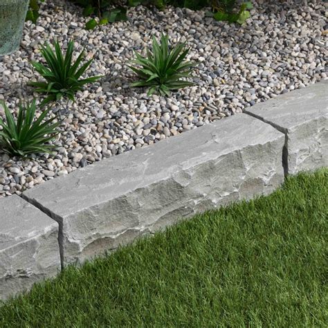 Diversité des matériaux pour les bordures de jardin