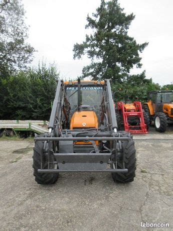 Tracteur Renault Ceres avec chargeur frontal