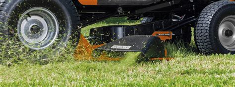 Infographie des différentes options de coupe (ramassage, éjection, mulching)