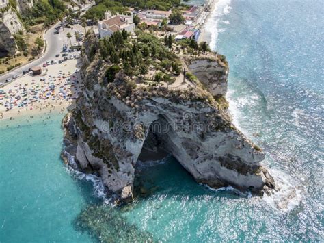 Vue aérienne de Tropea avec l'Hôtel Bonsai en évidence