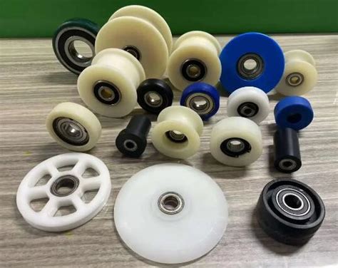 Différents types de rouleaux Pöttinger et leurs applications