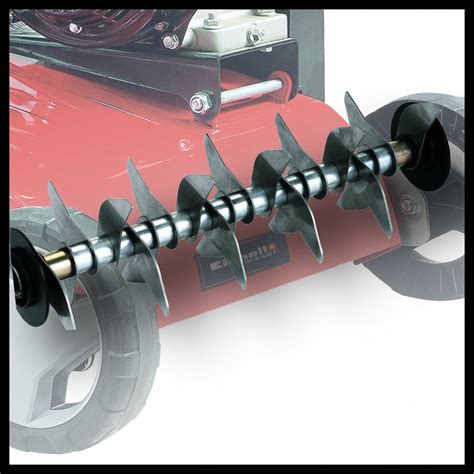Scarificateur thermique Einhell GC-SC 4240 P en action