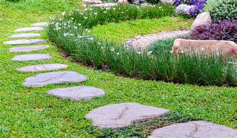 Exemple de pas japonais dans un jardin