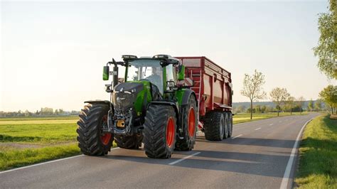 Tracteur reconditionné avec logo Fendt Certified