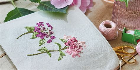 Broderie au ruban hortensia