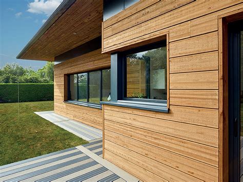 Bois profilé ornemental pour façade