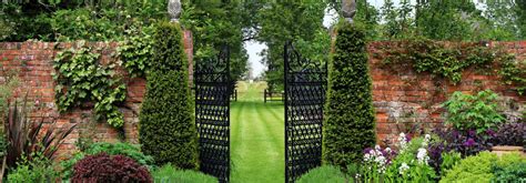 Un jardin clos et ses secrets