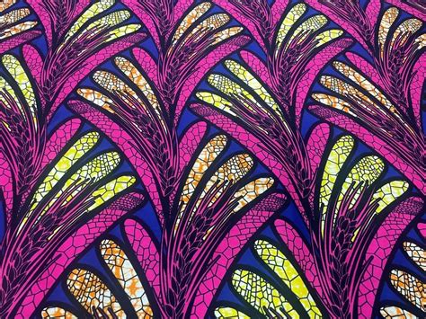 Tissu Wax aux motifs floraux colorés