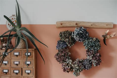 Couronne d'hortensias séchés