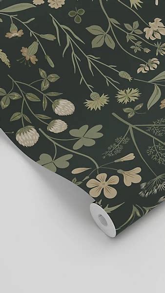 une image d'un papier peint représentant des fleurs des champs en vert foncé