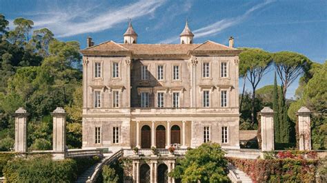 Représentation historique du Château d'Astros à travers les siècles