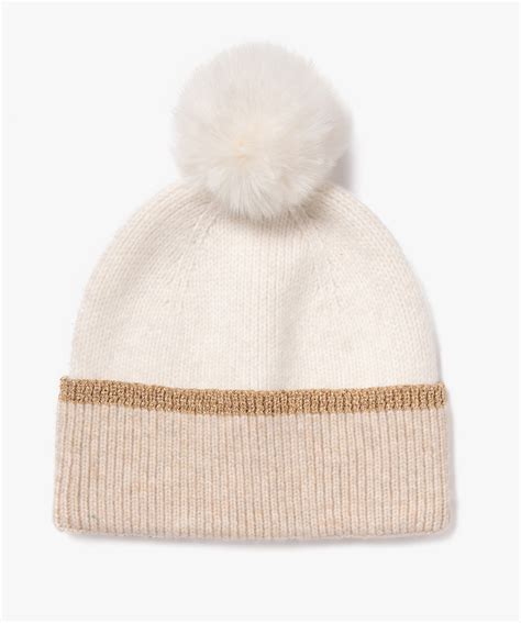 Bonnet avec pompon amovible