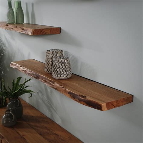 Étagère murale en bois massif avec bordure naturelle