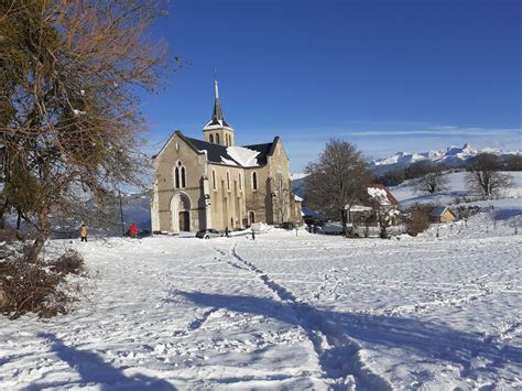 Vue panoramique depuis une terrasse à Saint Bernard du Touvet