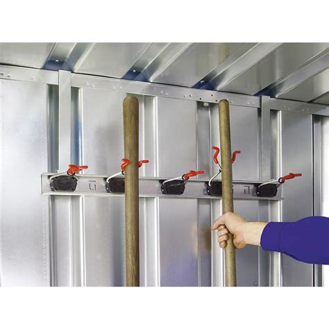 Plan de montage d'un support pour outils à manche en PVC