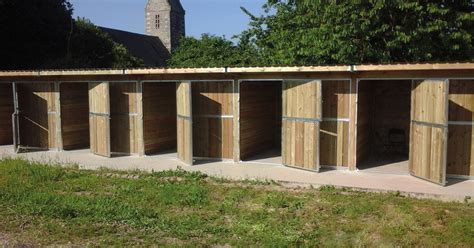 Schéma des différents matériaux pour un box de cheval