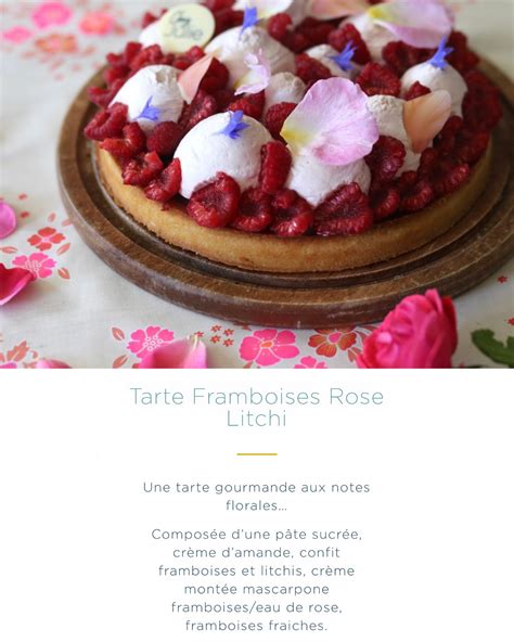 Rose cake aux framboises et décorations florales