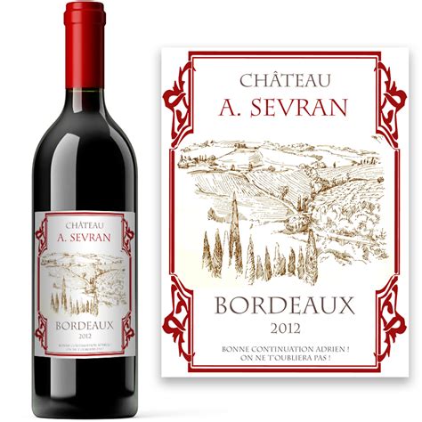 Bouteille de vin d'Alsace avec étiquette spécifique