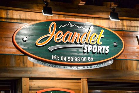 Magasin de location de matériel d'escalade à Leonidio