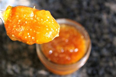 Confiture de cerise de terre faite maison