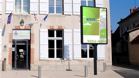 photo de mairie ou de panneau d'affichage municipal