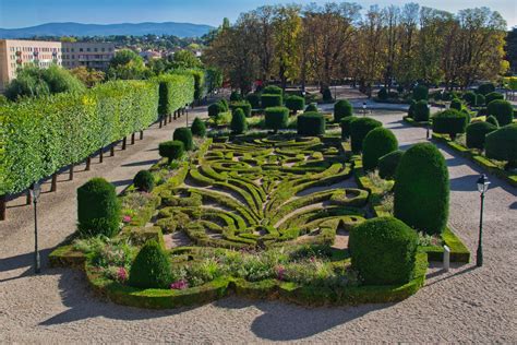 Jardins à la française et culture en espalier