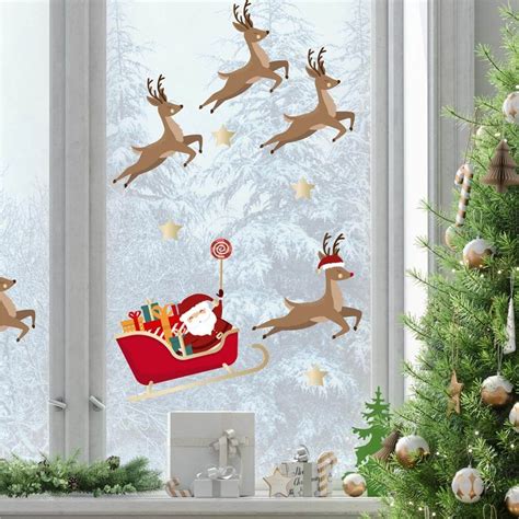 Stickers de Noël sur une vitre