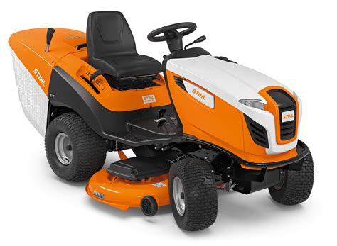 Tondeuse autoportée mulching STIHL en action