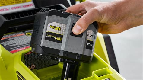 Comparaison entre les moteurs Ryobi à batterie et thermiques