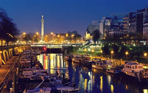 Vue du Port de l'Arsenal à Paris