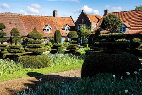 Exemple de jardin flamand traditionnel