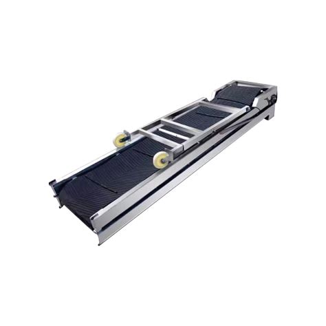 Convoyeur de récolte pliable Delecroix en action