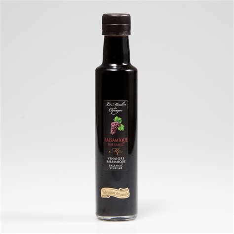 Vinaigre balsamique à l'hibiscus en bouteille