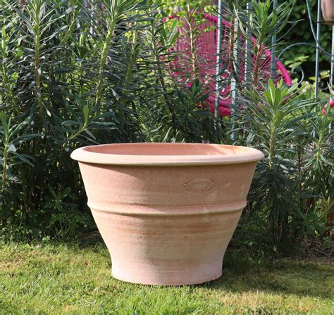 Pot en terre cuite avec couche de drainage
