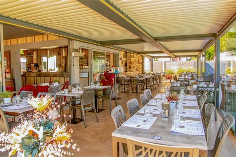 Intérieur du restaurant du Camping Les Lauriers Roses