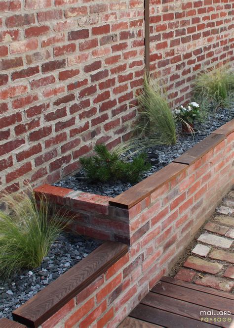 Exemple de jardinière en briques grises