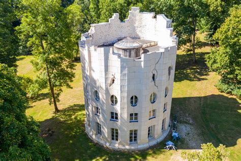 La Colonne détruite du Désert de Retz