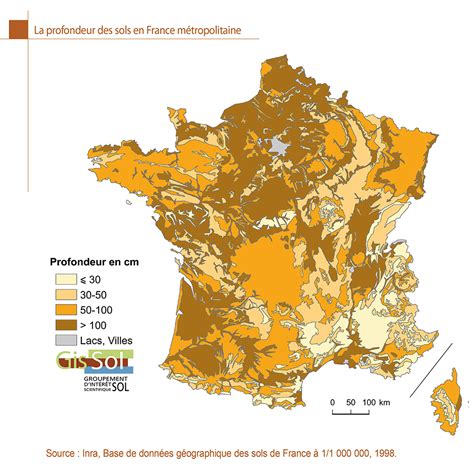 Figure 2 - En France métropolitaine, la profondeur du sol varie surtout en fonction des roches à partir desquelles le sol s’est développé.