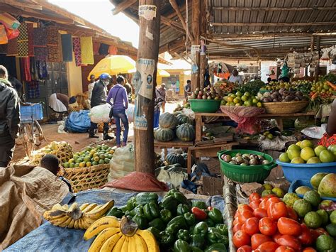 Marché local de produits agricoles au Togo