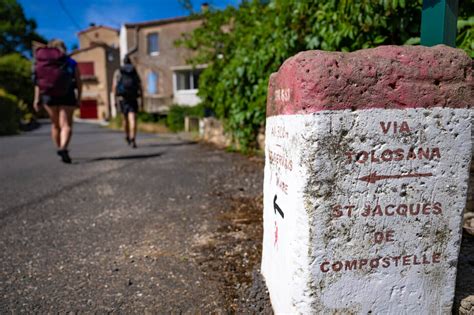 Schéma des chemins de signal pour les envois et retours AUX